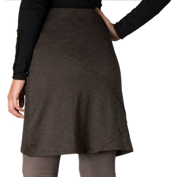 Toad&Co Dresses & Skirts - Toad & Co Oblique Skirt size Large